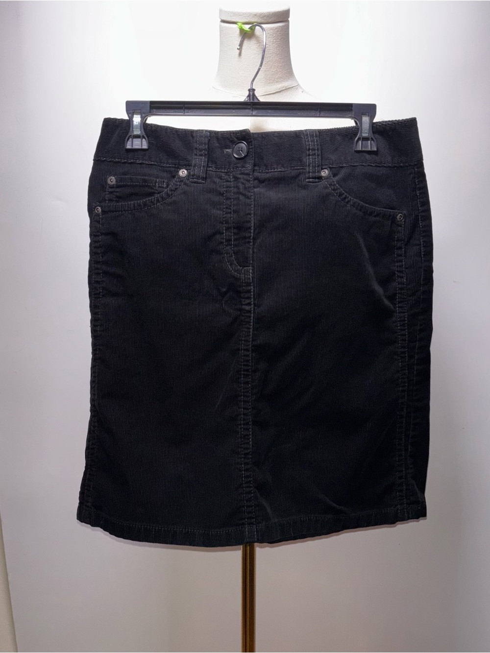 Ann Taylor Black Corduroy Pencil Skirt Size 6
